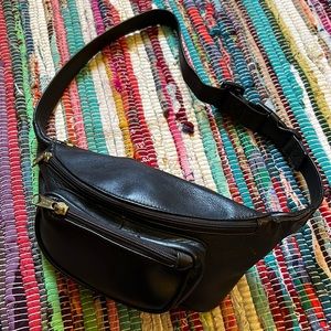 HOBO international 3 zipper black leather fanny pouch